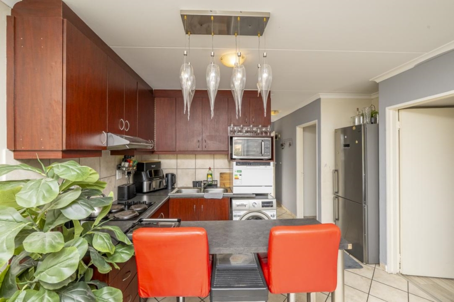 2 Bedroom Property for Sale in Buh Rein Estate Western Cape